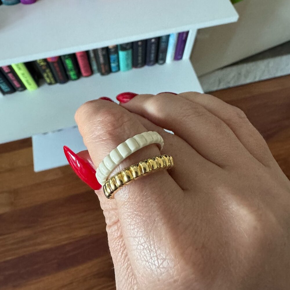 Mejuri Charlotte Slim Ring Set